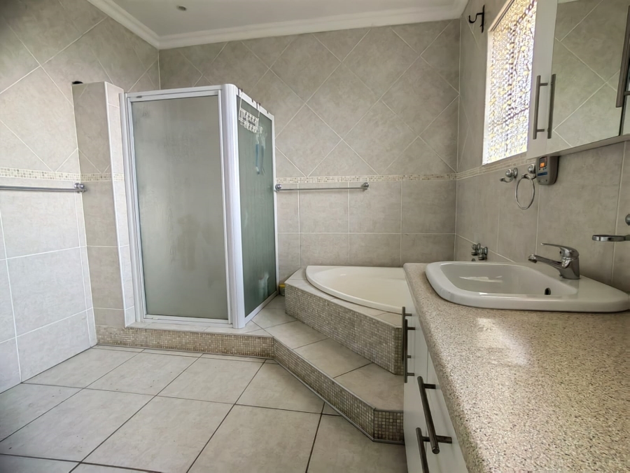3 Bedroom Property for Sale in Parys Free State